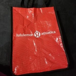 Lululemon shopping bag